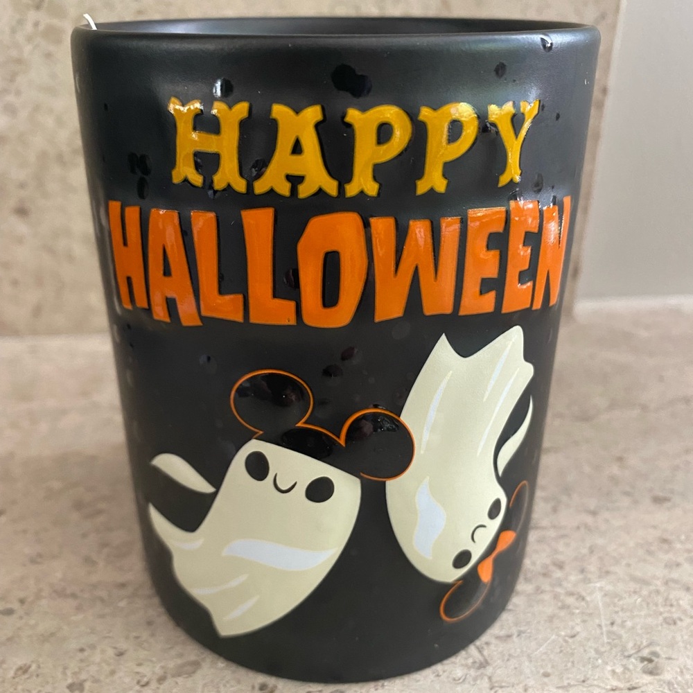 Disney Happy Halloween/Trick or Treat Ceramic Pumpkin 🎃 Spice Candle